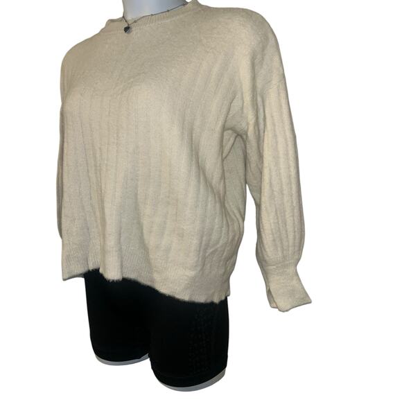 Aerie Cream Oversized Ribbed Knit Pullover Sweater XXS – Soft & Cozy Style - Picture 4 of 7